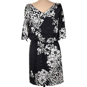 Women's White House Black Market Dress Size XS Black and White Floral NWT